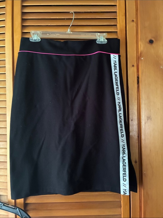 Karl Lagerfeld Dresses & Skirts - Karl Lagerfeld Black Pencil Skirt with Pink Piping and Branded Side Tape